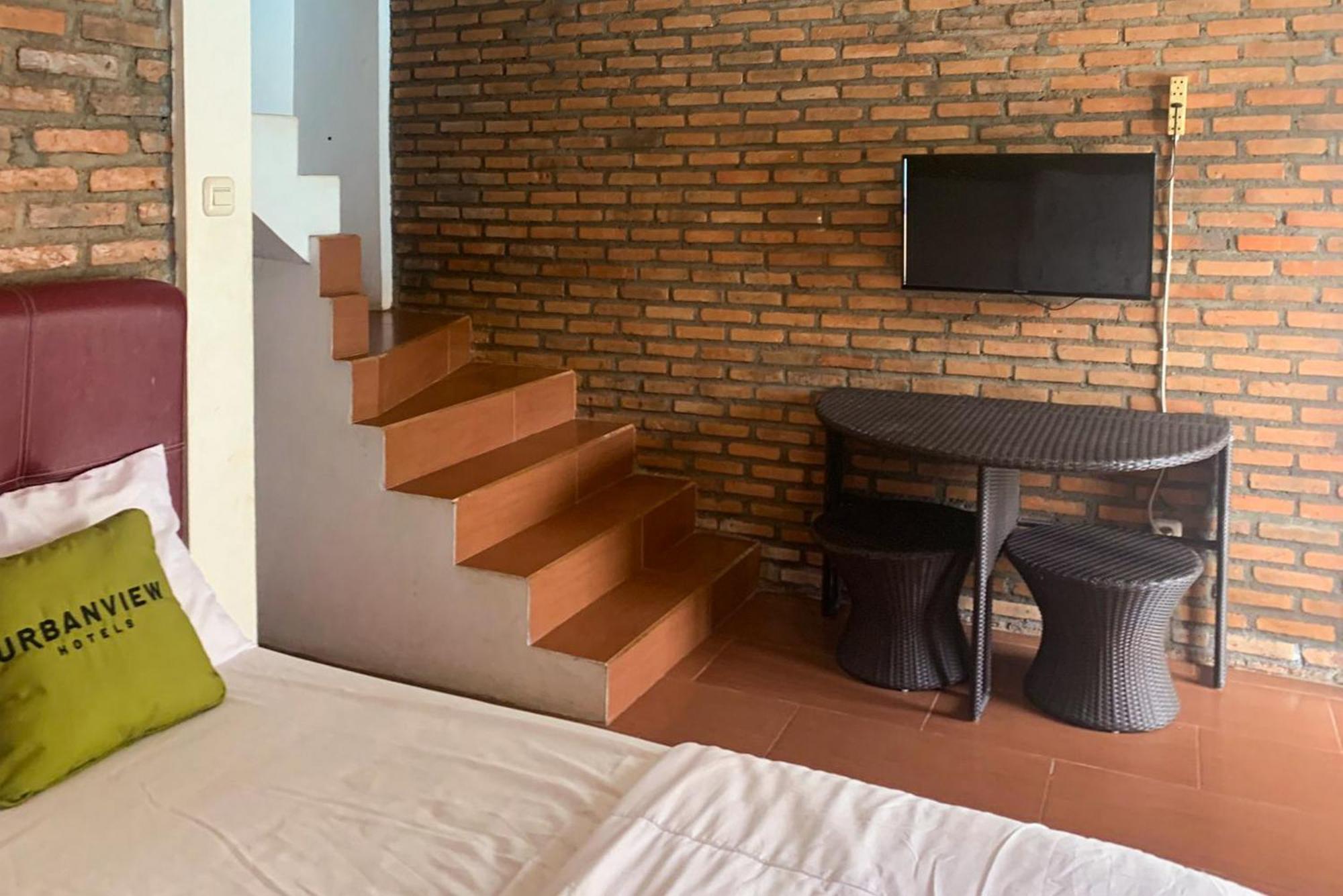 Urbanview Hotel Villa Q Gisting Bandjarnegeri Zewnętrze zdjęcie