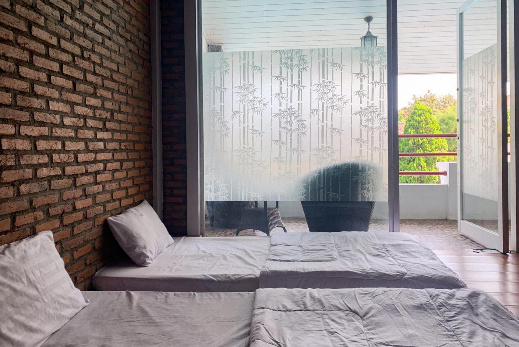 Urbanview Hotel Villa Q Gisting Bandjarnegeri Zewnętrze zdjęcie